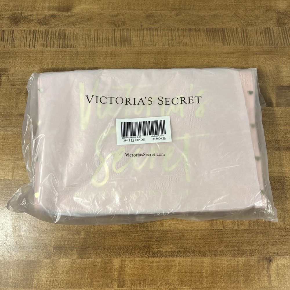 Victoria's Secret Tote Bag New York, London, Shanghai Pink Gold Hearts Black - Picture 2 of 11